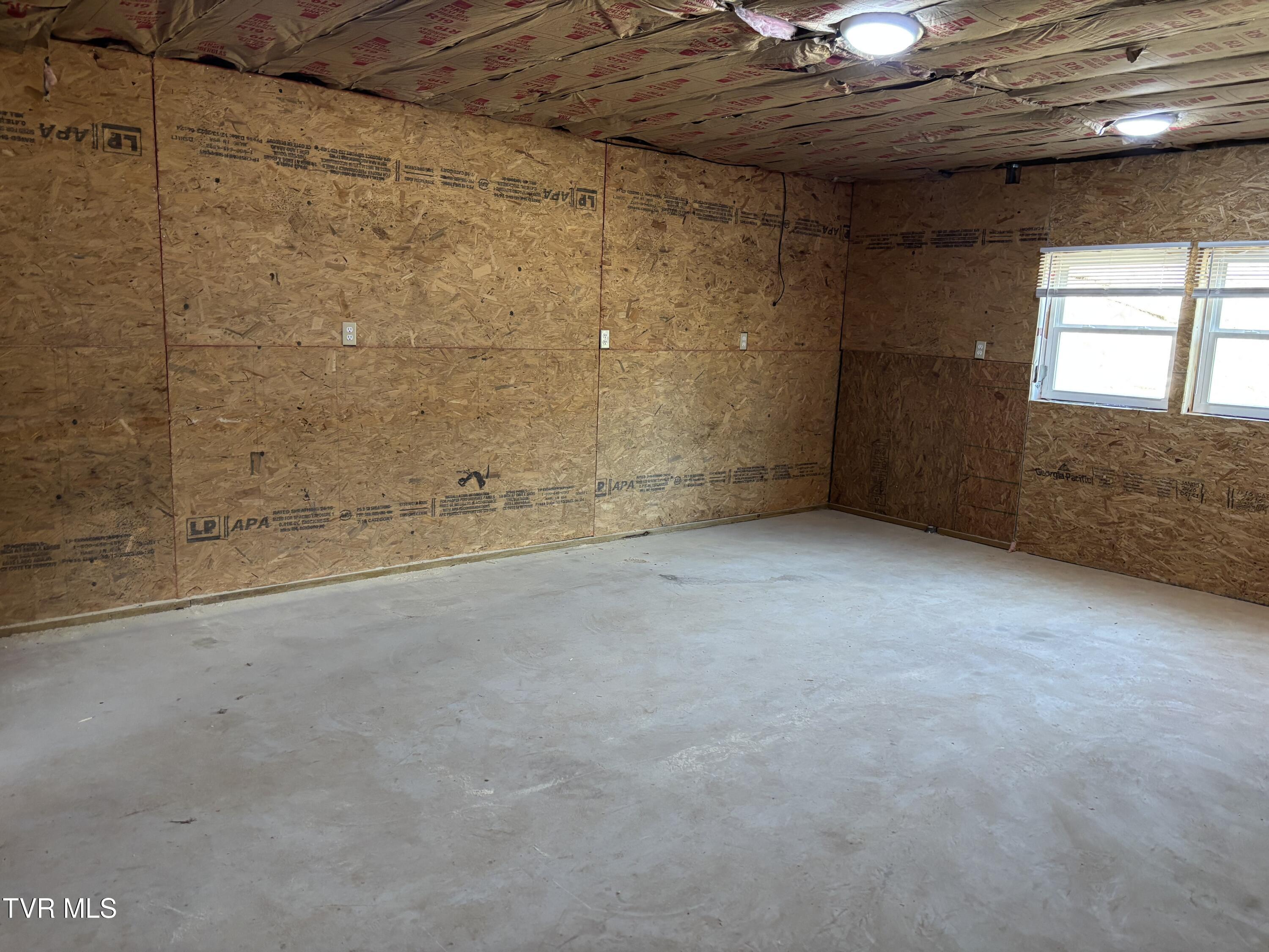 202 Greer Branch Road Laurel Bloomery, TN 37680 - Photo 29 of 32 IMG_5313