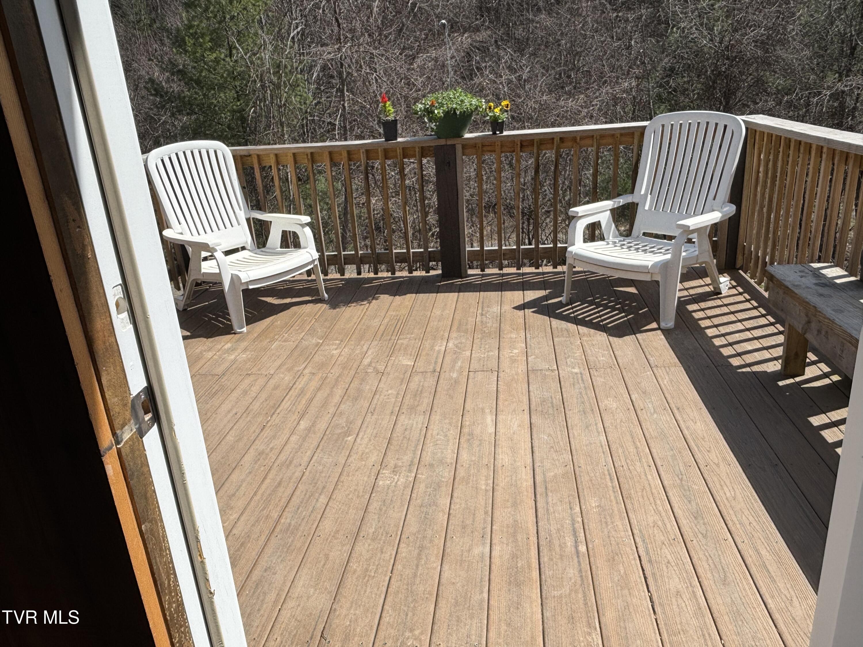 202 Greer Branch Road Laurel Bloomery, TN 37680 - Photo 10 of 32 IMG_5293