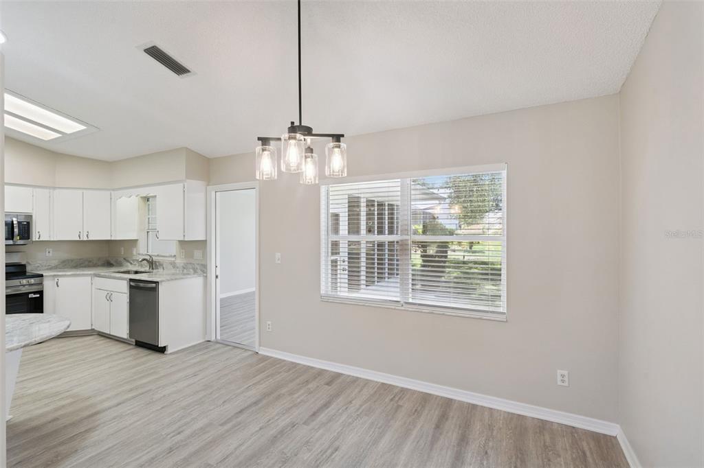 27211 Racquet Circle Leesburg, FL 34748 - Photo 10 of 31