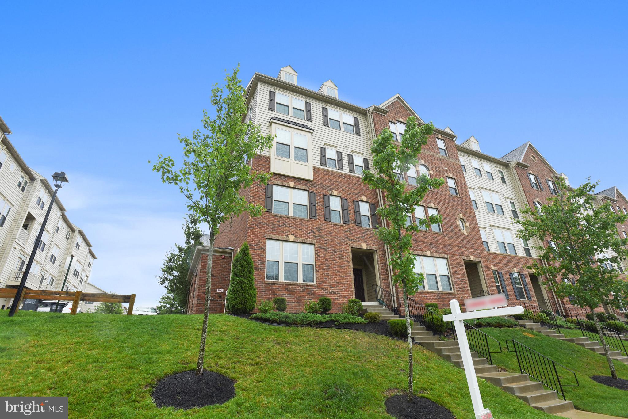 25884 Racing Sun Drive Aldie, VA 20105 - Photo 2 of 29