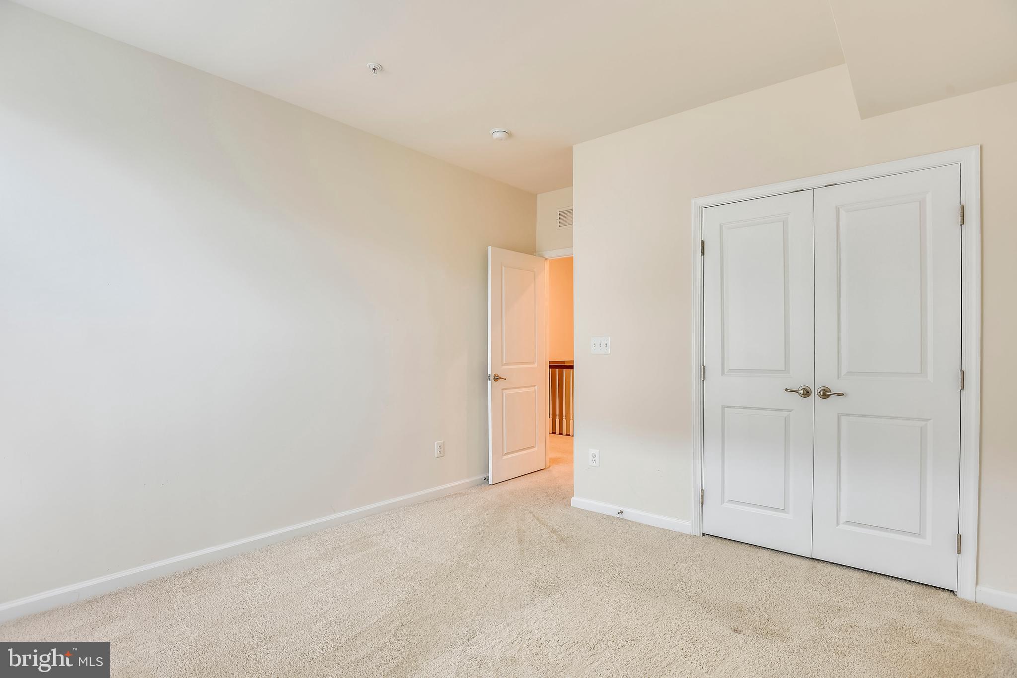 25884 Racing Sun Drive Aldie, VA 20105 - Photo 16 of 29 Second Spacious Bedroom with plenty of light