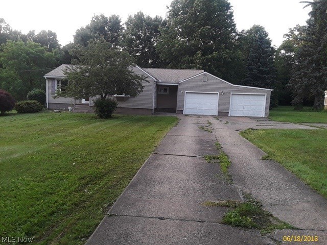 9299 Howland Springs Road Southeast Warren, OH 44484 - Photo 2 of 27 Gallery Image 2