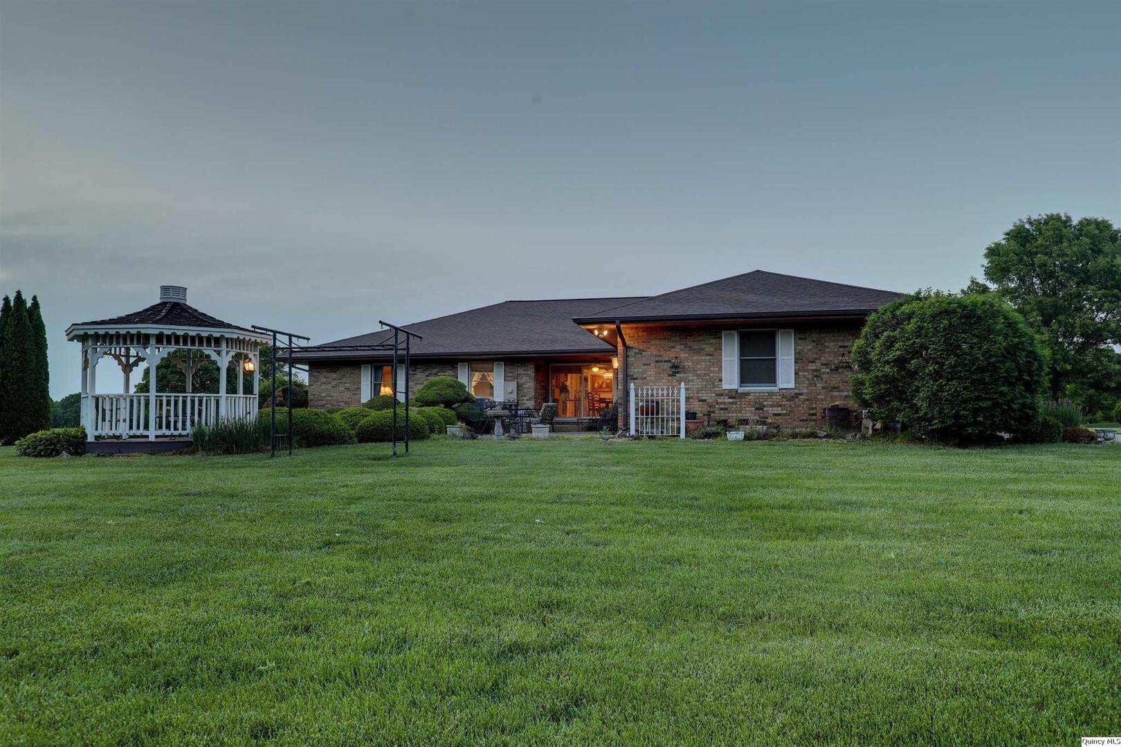 630 Spring Lake Drive Quincy, IL 62305 - Photo 12 of 13