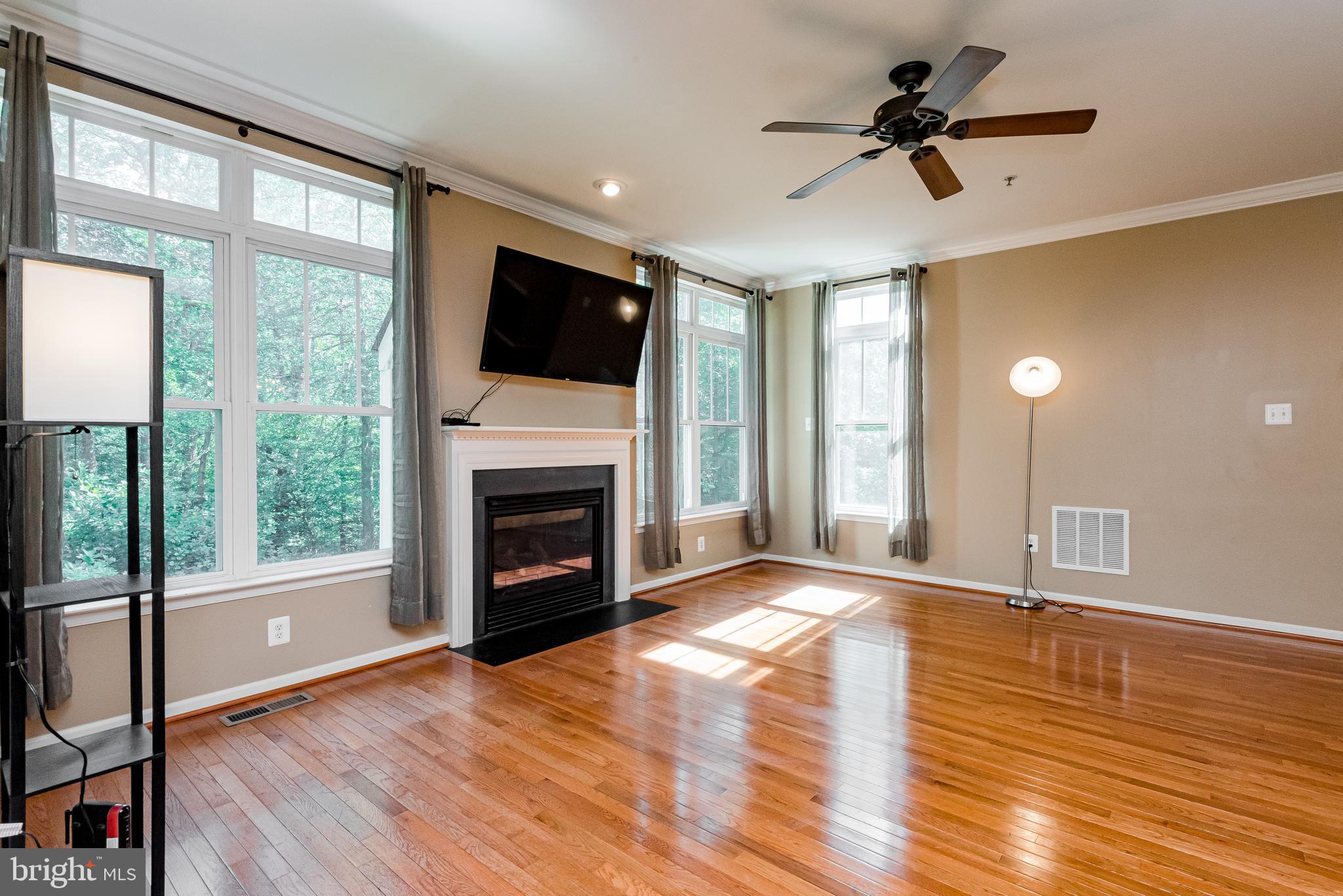 1720 Perry Cove Road Pasadena, MD 21122 - Photo 18 of 55 Gallery Image 18