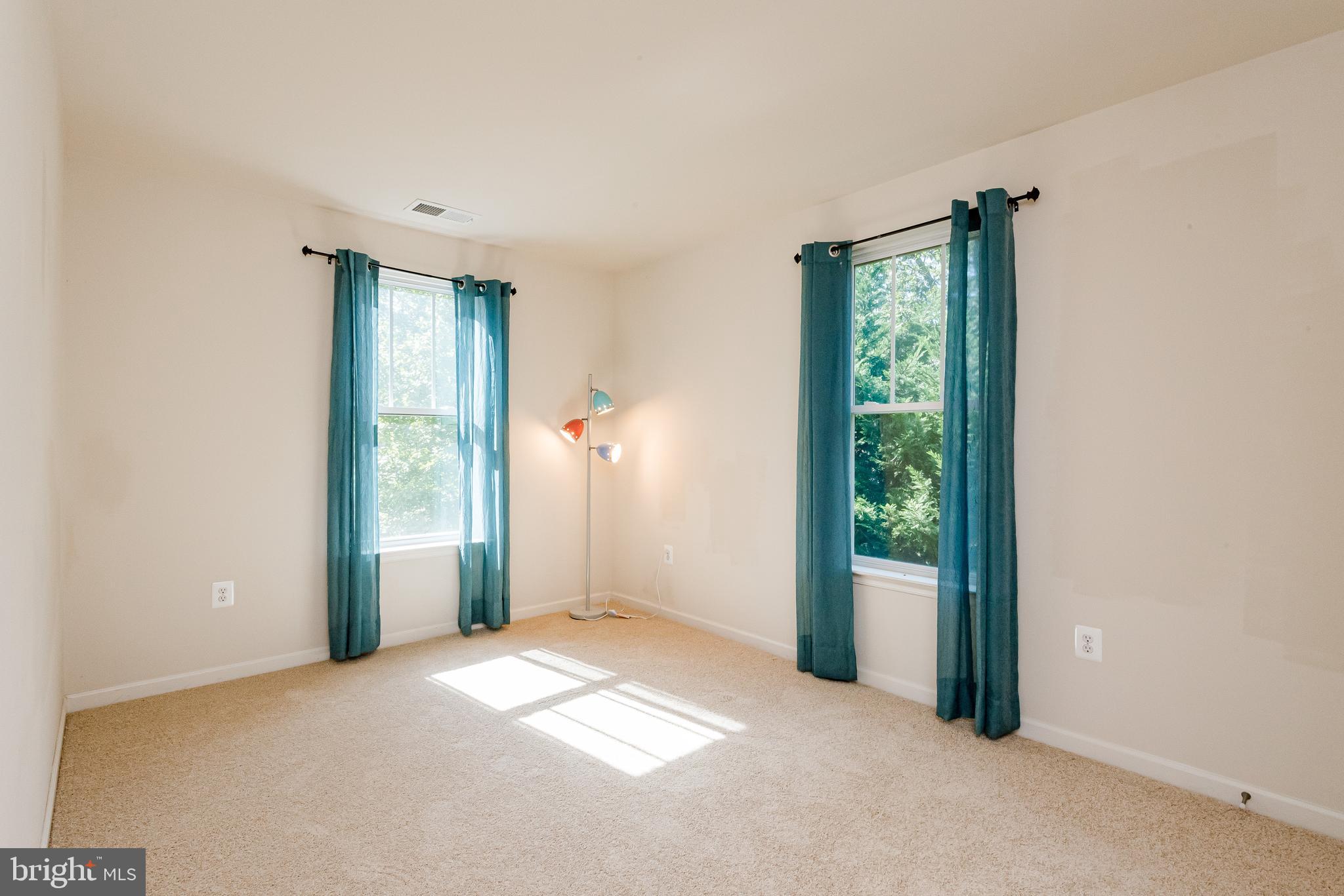 1720 Perry Cove Road Pasadena, MD 21122 - Photo 21 of 55 Gallery Image 21