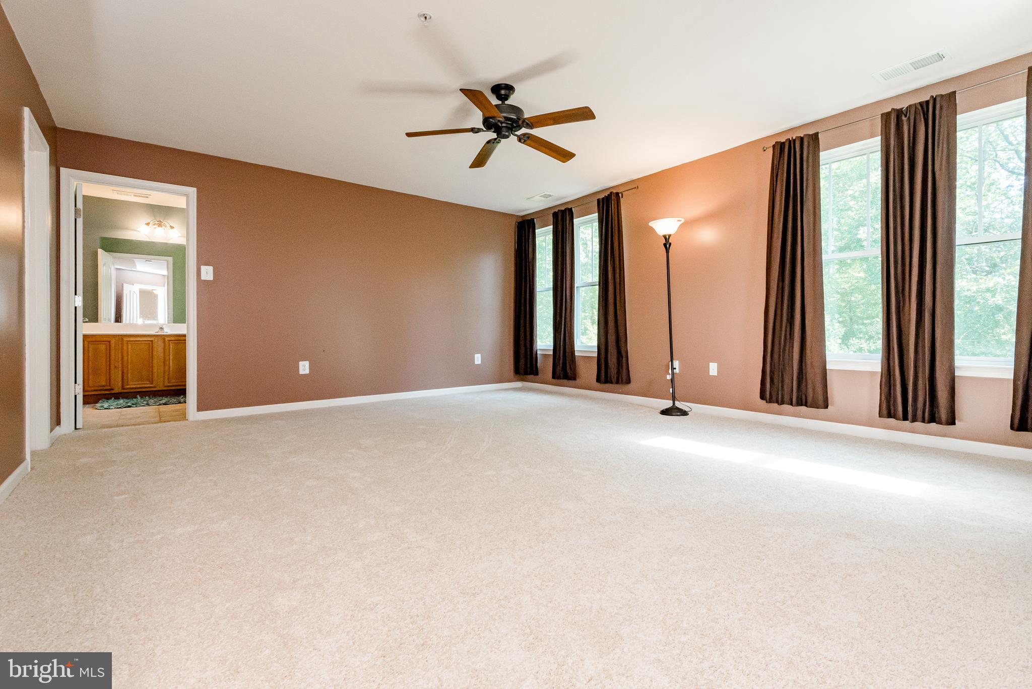 1720 Perry Cove Road Pasadena, MD 21122 - Photo 36 of 55 Gallery Image 36