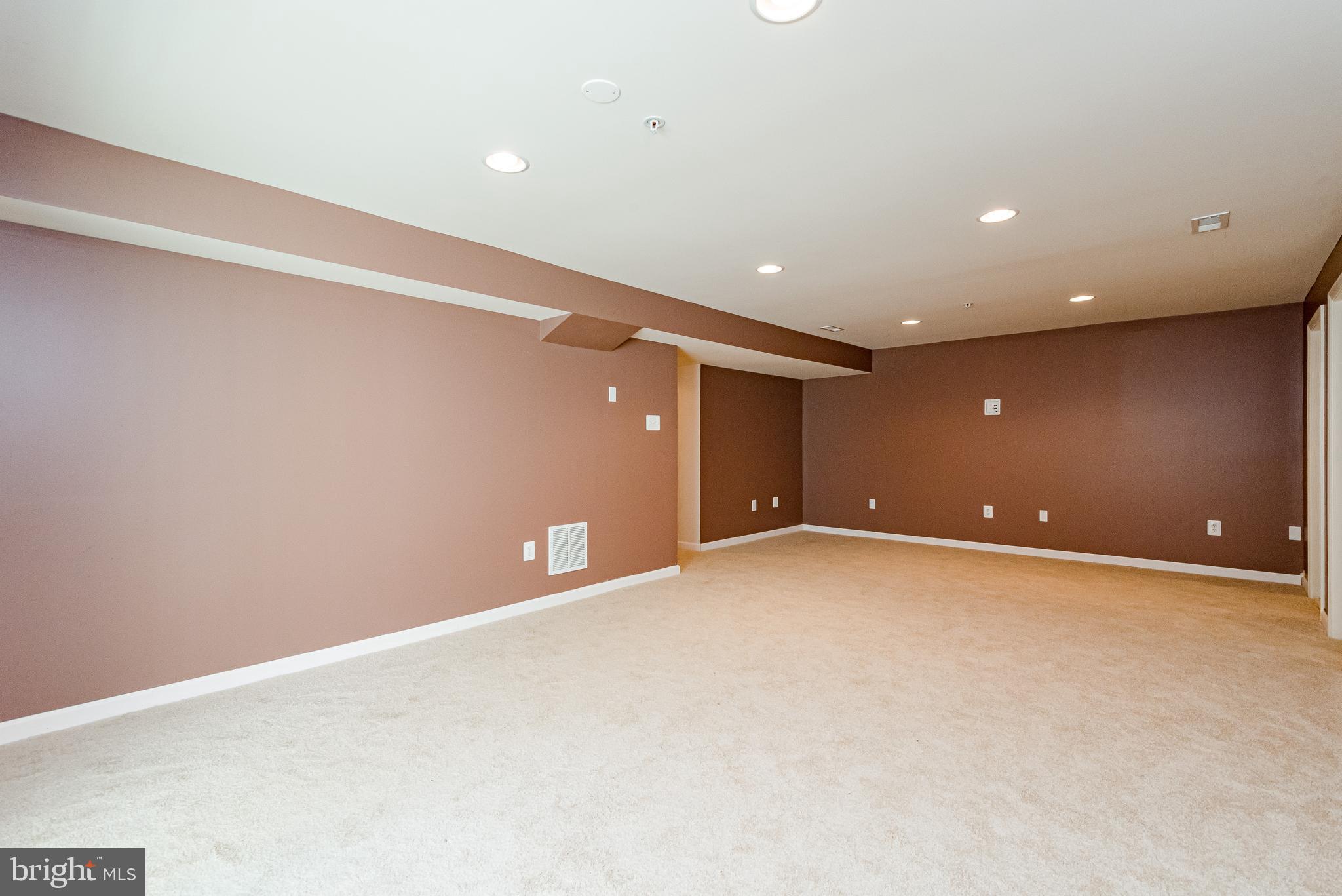 1720 Perry Cove Road Pasadena, MD 21122 - Photo 47 of 55 Gallery Image 47