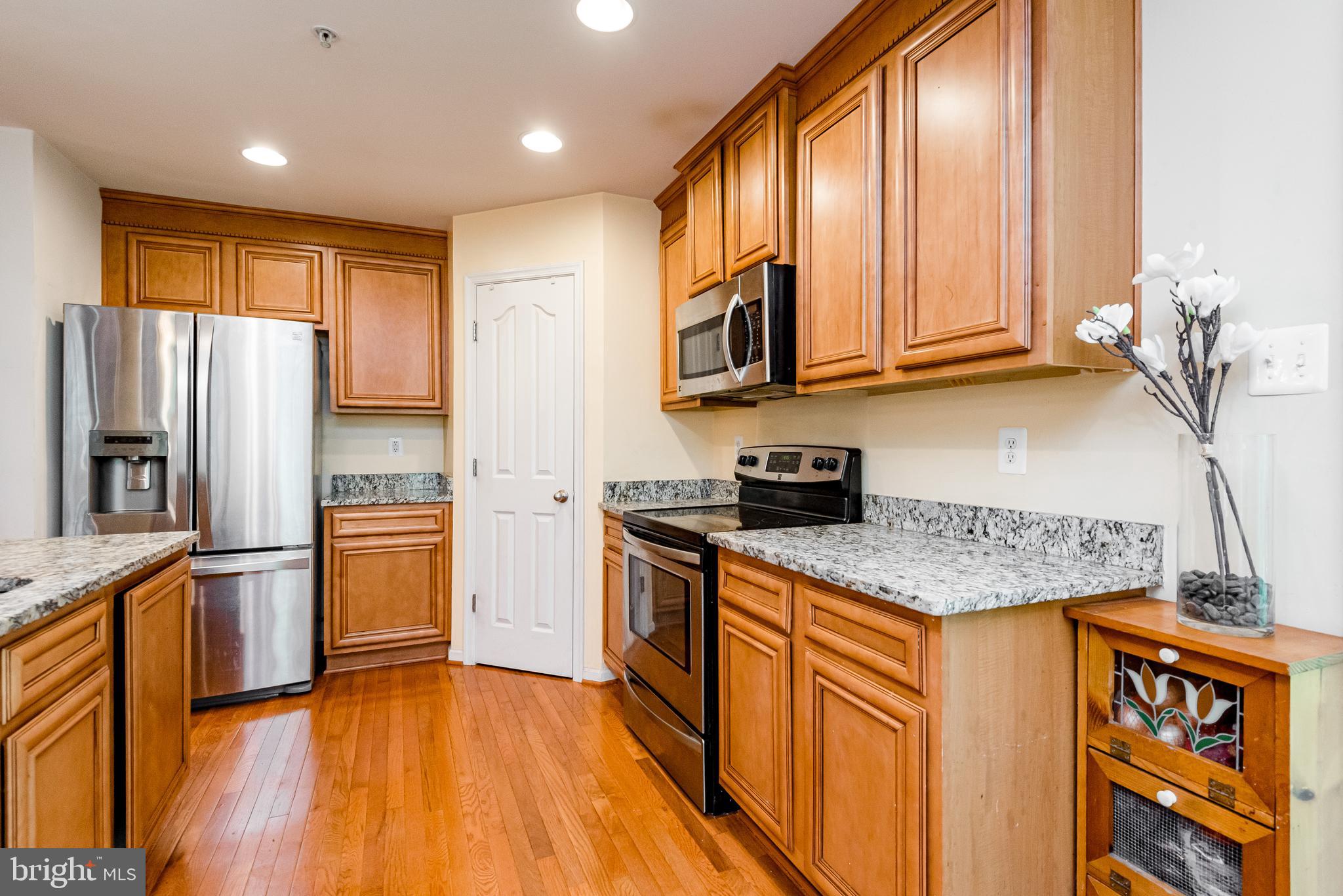 1720 Perry Cove Road Pasadena, MD 21122 - Photo 8 of 55 Gallery Image 8