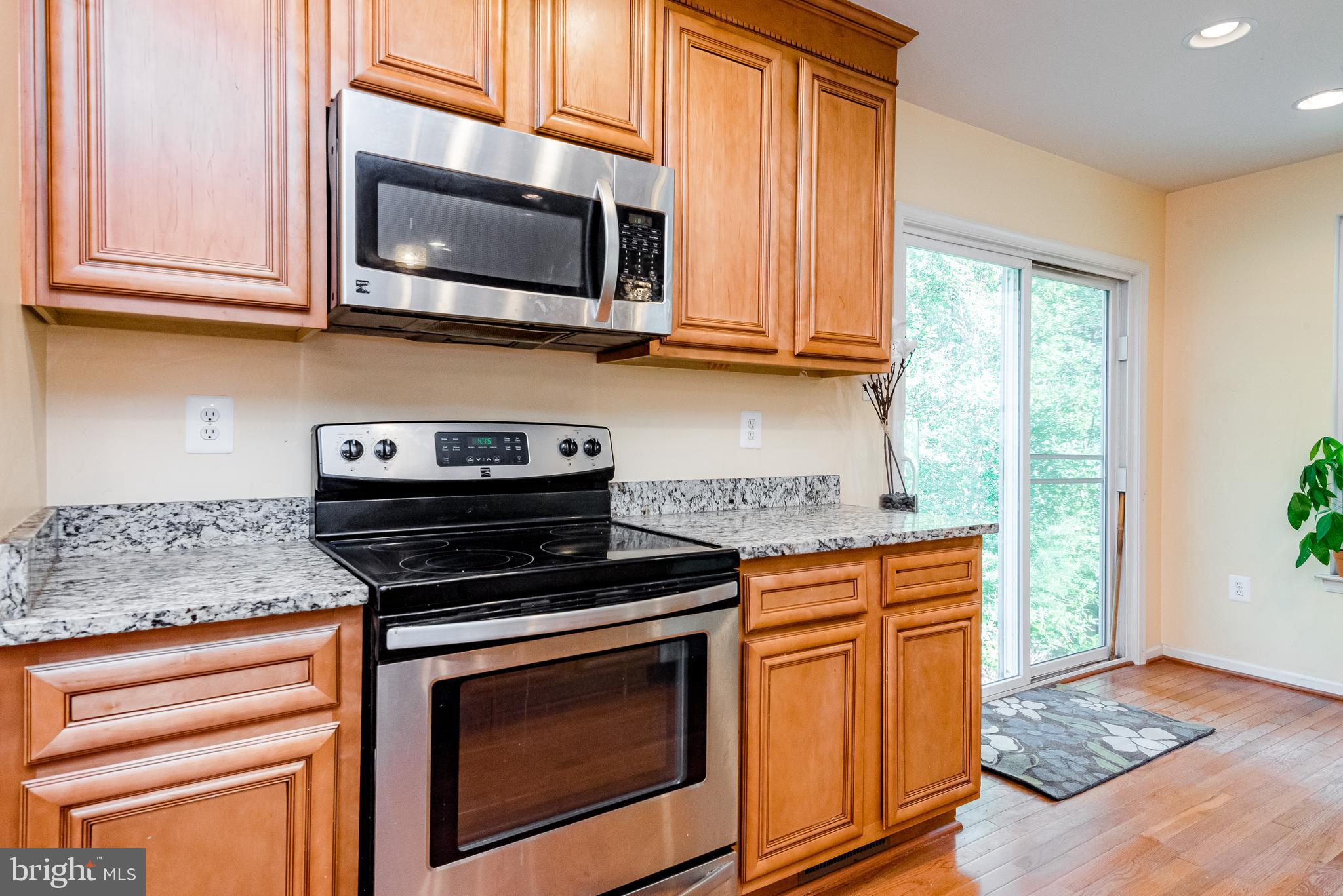 1720 Perry Cove Road Pasadena, MD 21122 - Photo 10 of 55 Gallery Image 10