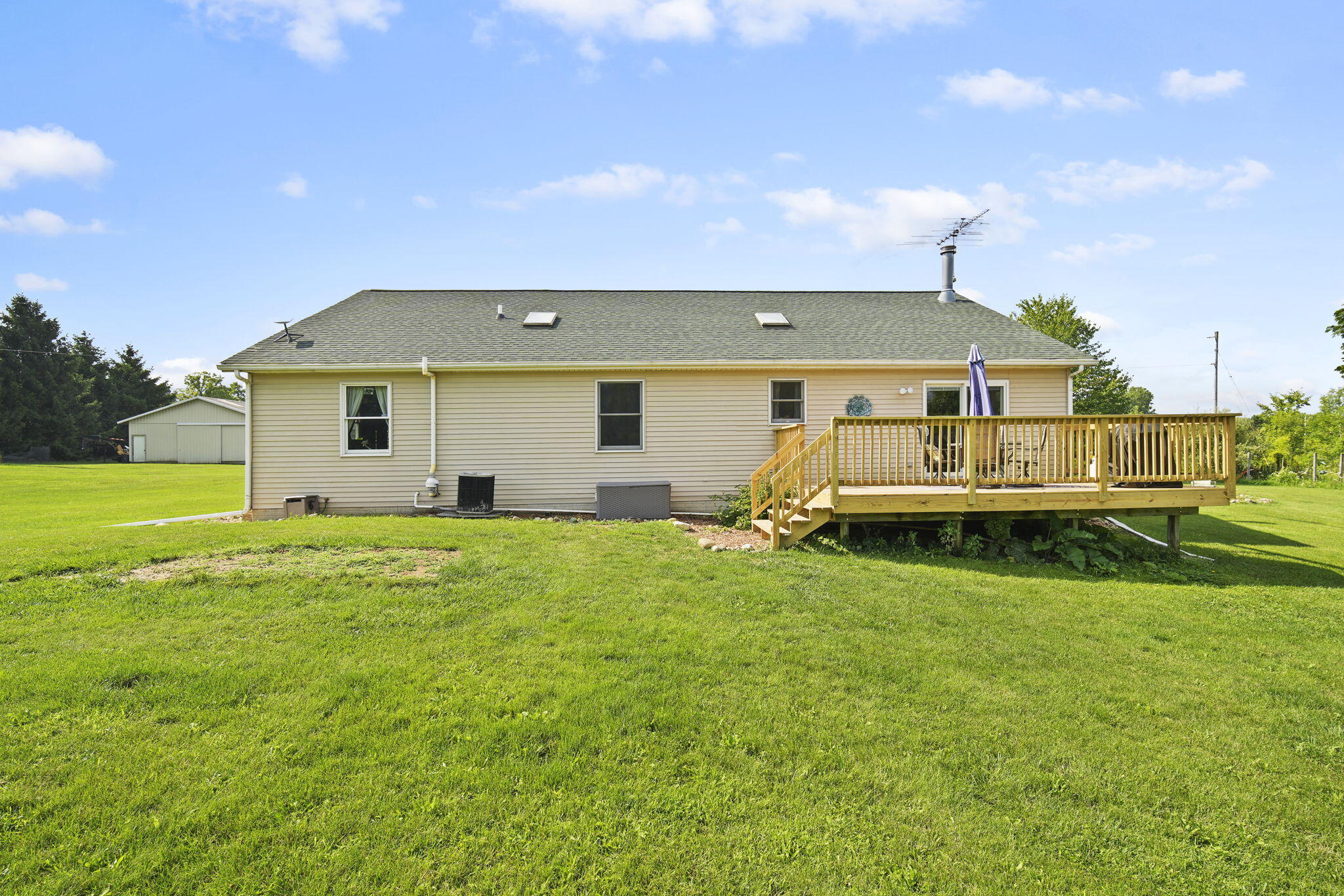 4310 West Territorial Road Rives Junction, MI 49277 - Photo 33 of 40 38-web-or-mls-DSC02043