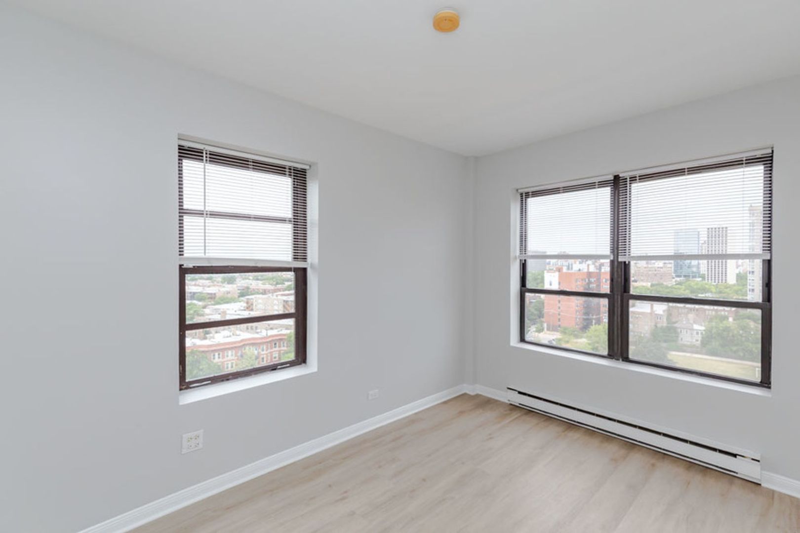732 West Bittersweet Place, Unit 601 Chicago, IL 60613 - Photo 9 of 17