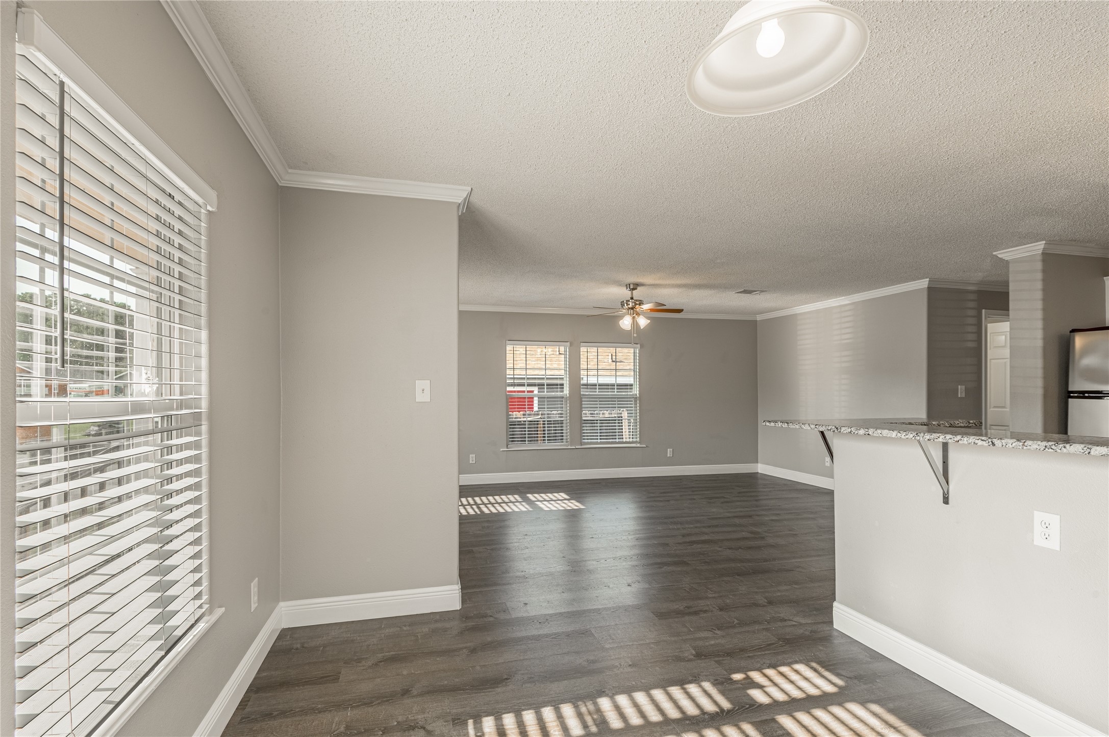 164 Varsity Circle Huntsville, TX 77340 - Photo 9 of 36