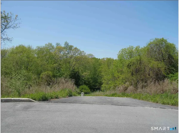 $49,000 | 38 Farm View Drive, Norwich, CT 06360