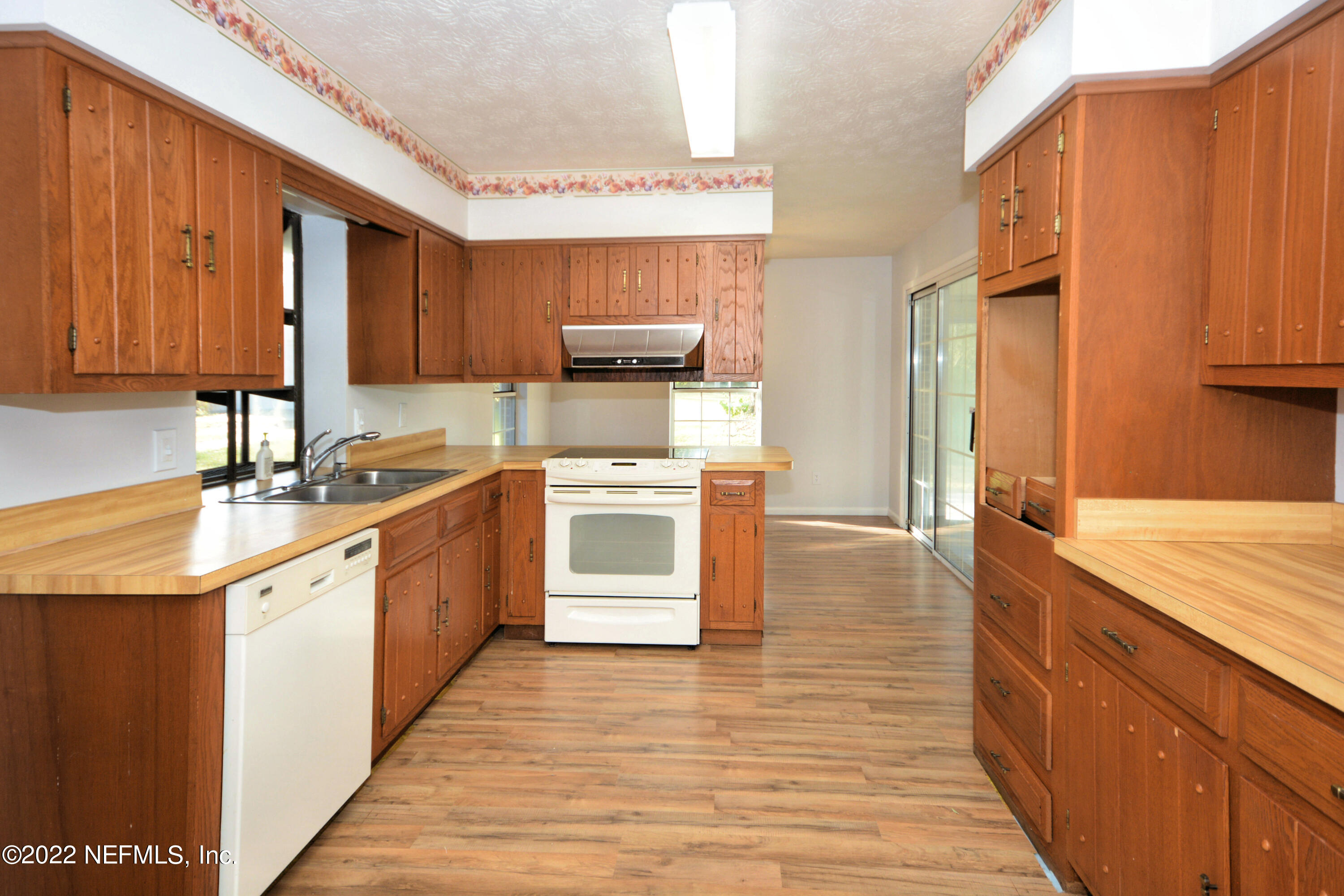 35183 Karen Road Callahan, FL 32011 - Photo 13 of 56 JVT_3940