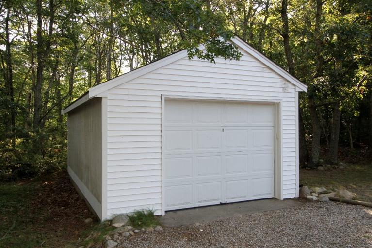77 Sheffield Road Brewster, MA 02631 - Photo 2 of 26 a view of a small house
