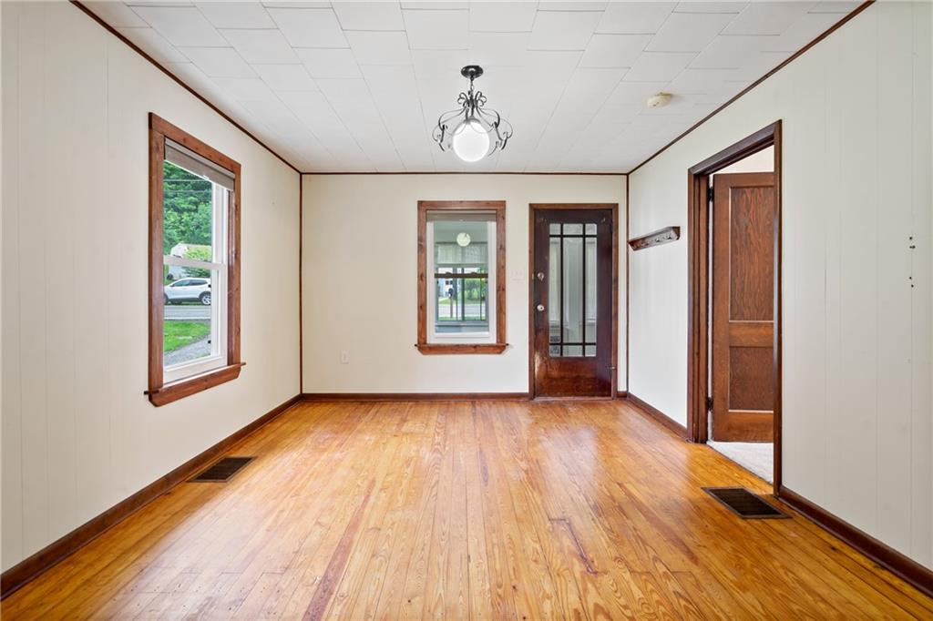 808 Bocktown Road Crescent, PA 15046 - Photo 4 of 20 Gallery Image 4