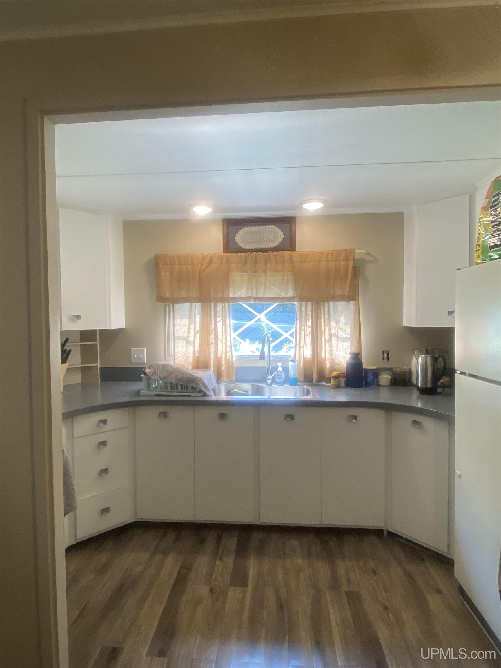 6530 Crossover Road Munising, MI 49862 - Photo 5 of 19