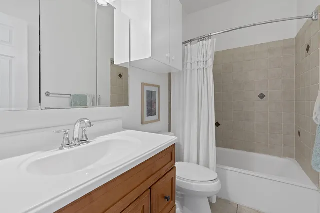 $2,500 | 1307 Kinney Avenue, Unit 136, Austin, TX 78704