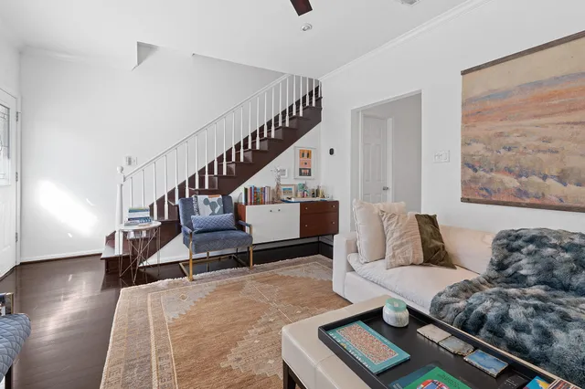 $2,500 | 1307 Kinney Avenue, Unit 136, Austin, TX 78704