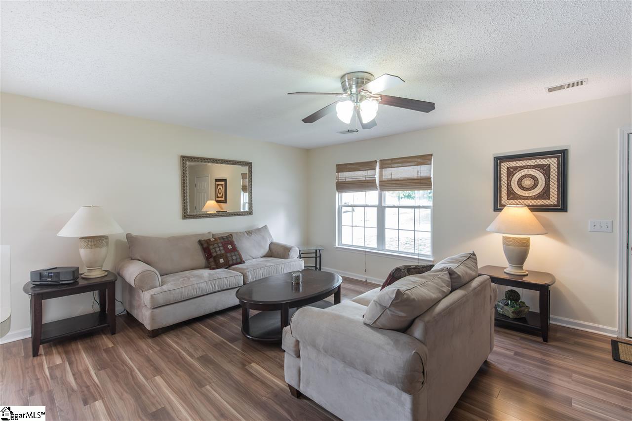 5 Hampton Ridge Drive Greer, SC 29651 - Photo 2 of 24 Gallery Image 2