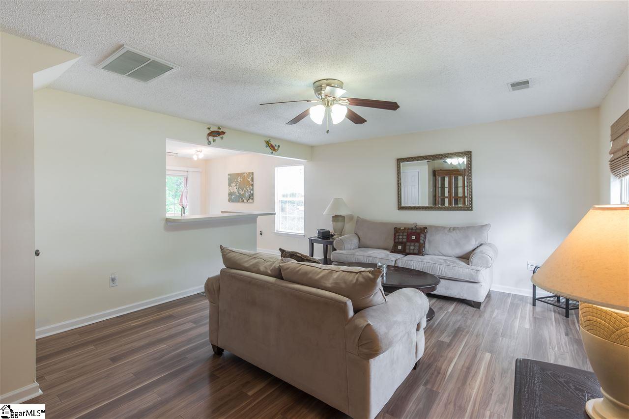 5 Hampton Ridge Drive Greer, SC 29651 - Photo 4 of 24 Gallery Image 4