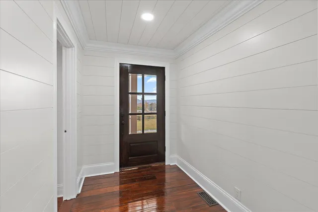 $599,999 | 105 County Road 206, Bridgeport, AL 35740