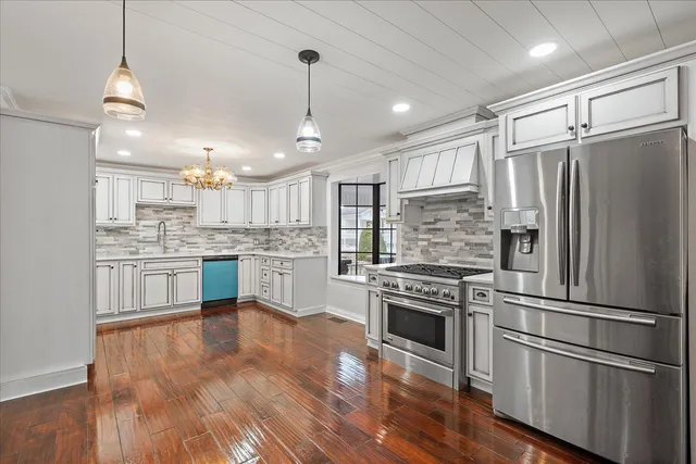 $599,999 | 105 County Road 206, Bridgeport, AL 35740