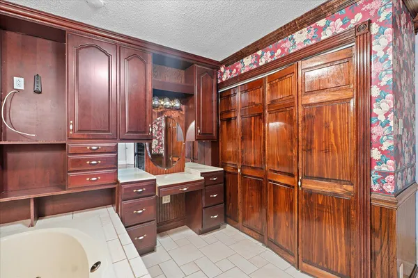 $599,999 | 105 County Road 206, Bridgeport, AL 35740