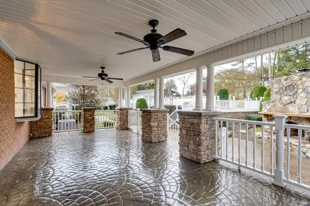 $599,999 | 105 County Road 206, Bridgeport, AL 35740