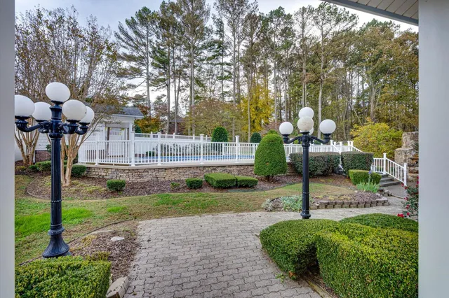 $599,999 | 105 County Road 206, Bridgeport, AL 35740