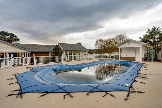 $599,999 | 105 County Road 206, Bridgeport, AL 35740