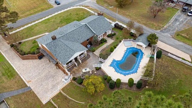 $599,999 | 105 County Road 206, Bridgeport, AL 35740