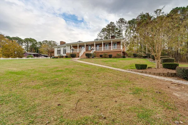 $599,999 | 105 County Road 206, Bridgeport, AL 35740