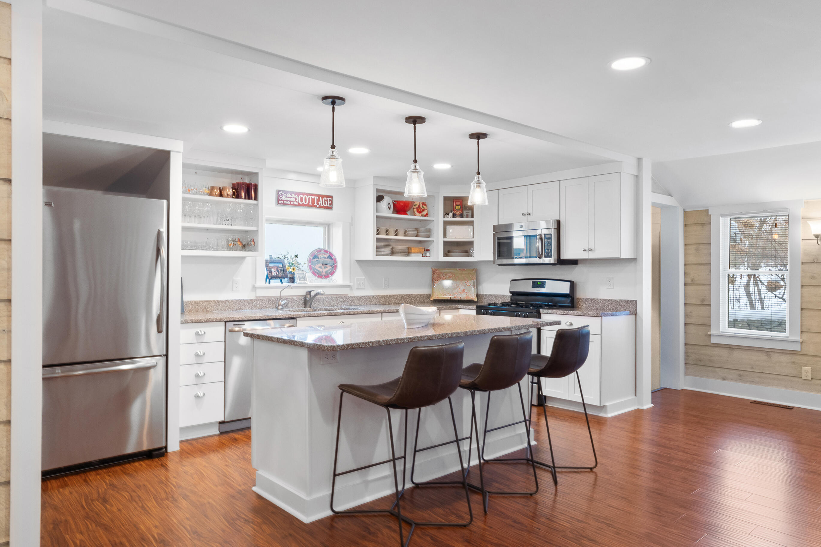 776 South Lake Shore Drive, Unit R Fontana, WI 53125 - Photo 14 of 42 Kitchen with SS Appliances