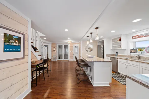 $1,650,000 | 776 South Lake Shore Drive, Unit R, Fontana, WI 53125