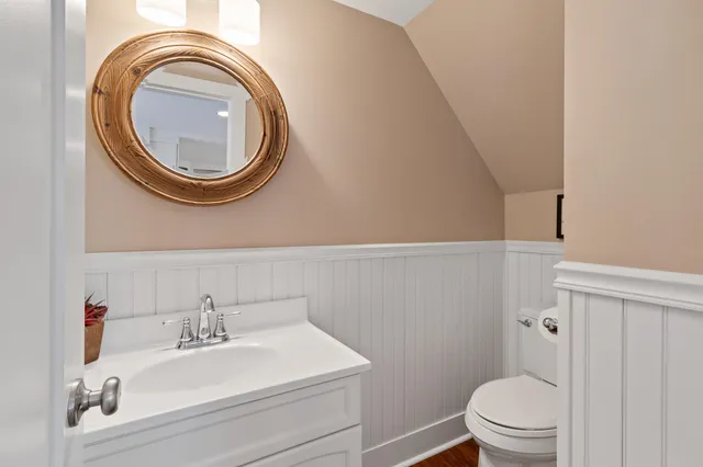 $1,650,000 | 776 South Lake Shore Drive, Unit R, Fontana, WI 53125