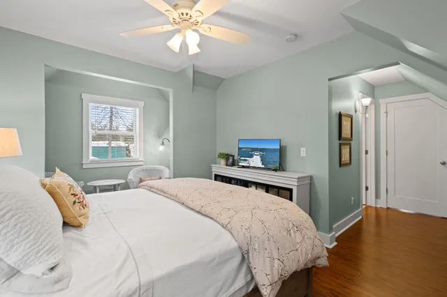 $1,650,000 | 776 South Lake Shore Drive, Unit R, Fontana, WI 53125