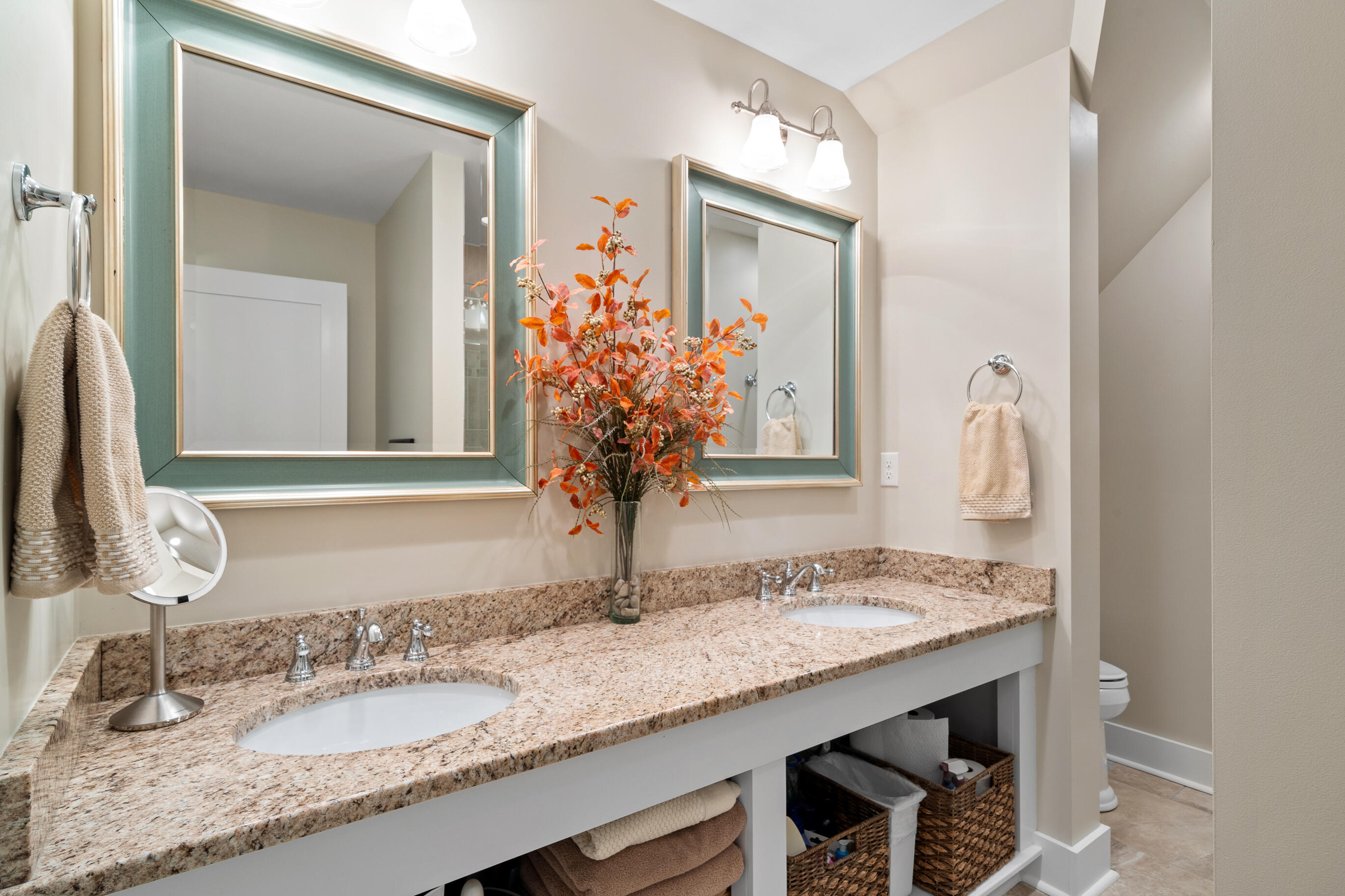 776 South Lake Shore Drive, Unit R Fontana, WI 53125 - Photo 25 of 42 Double Granite Vanity