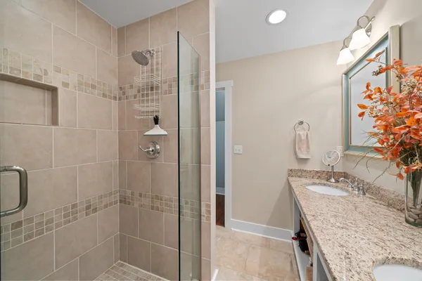 $1,575,000 | 776 South Lake Shore Drive, Unit R, Fontana, WI 53125