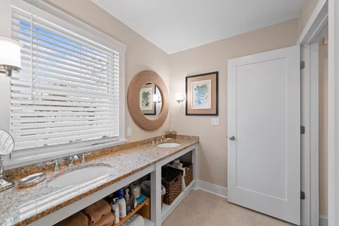 $1,650,000 | 776 South Lake Shore Drive, Unit R, Fontana, WI 53125