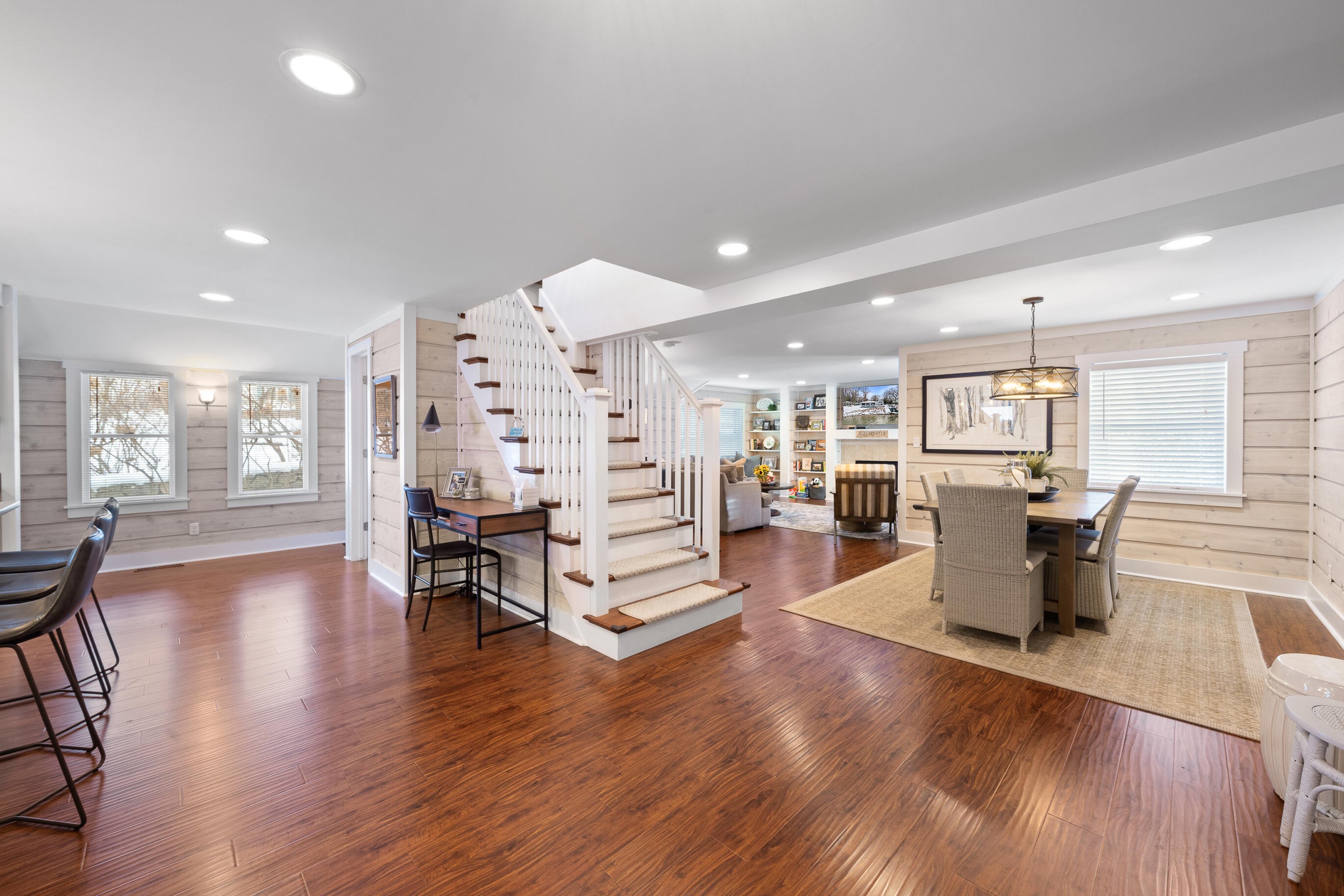 776 South Lake Shore Drive, Unit R Fontana, WI 53125 - Photo 32 of 42 Home Open Layout