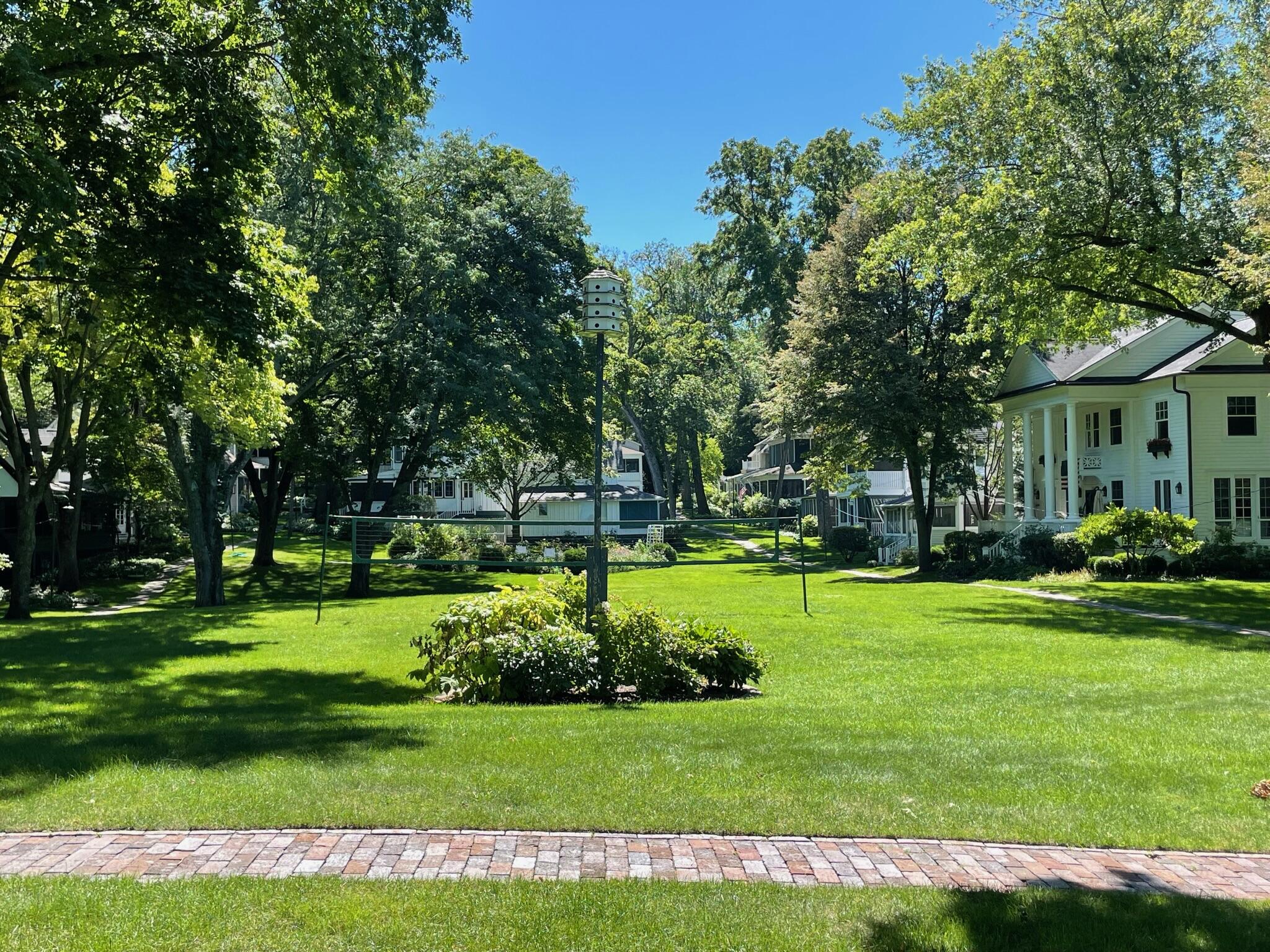 776 South Lake Shore Drive, Unit R Fontana, WI 53125 - Photo 36 of 42 Harvard Club Park