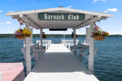 $1,650,000 | 776 South Lake Shore Drive, Unit R, Fontana, WI 53125