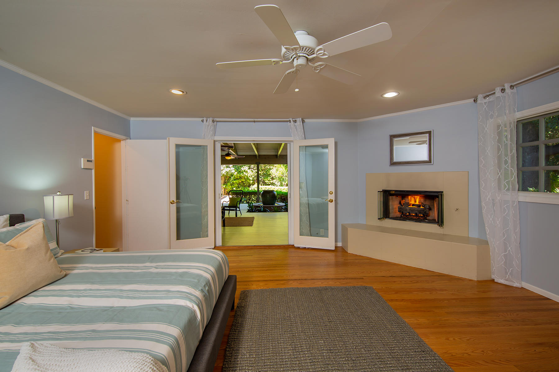 118 Cuyama Road Ojai, CA 93023 - Photo 39 of 49 Master Bedroom & Fireplace
