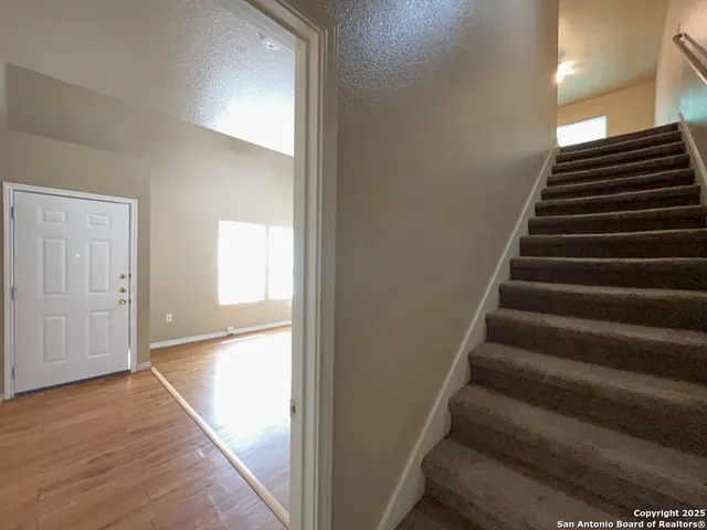 $1,095 | 8023 Maverick Climb, San Antonio, TX 78250