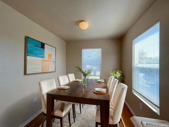 $1,095 | 8023 Maverick Climb, San Antonio, TX 78250