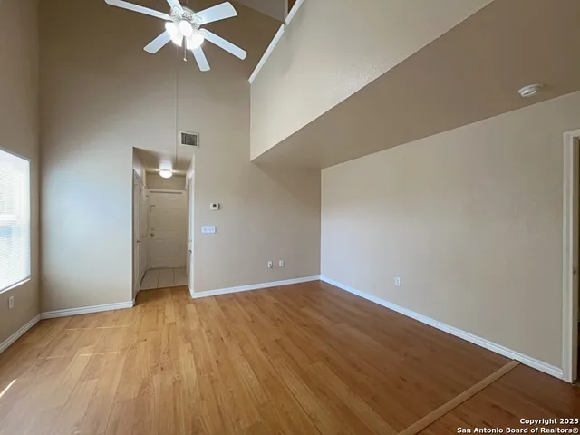 $1,095 | 8023 Maverick Climb, San Antonio, TX 78250