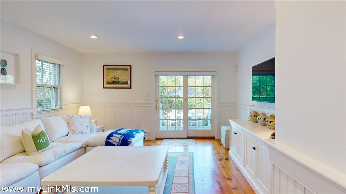 39 A Milk Street Nantucket, MA 02554 - Photo 20 of 56