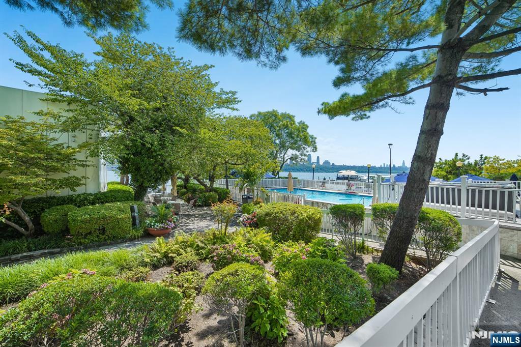 1055 River Road, Unit 312 Edgewater, NJ 07020 - Photo 36 of 47 Gallery Image 36