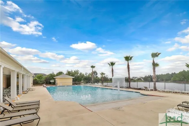 $2,300 | 290 Willow Oak Drive, Richmond Hill, GA 31324